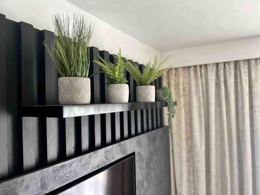 The Saddle Inn, Snetterton Circuit Apartment *