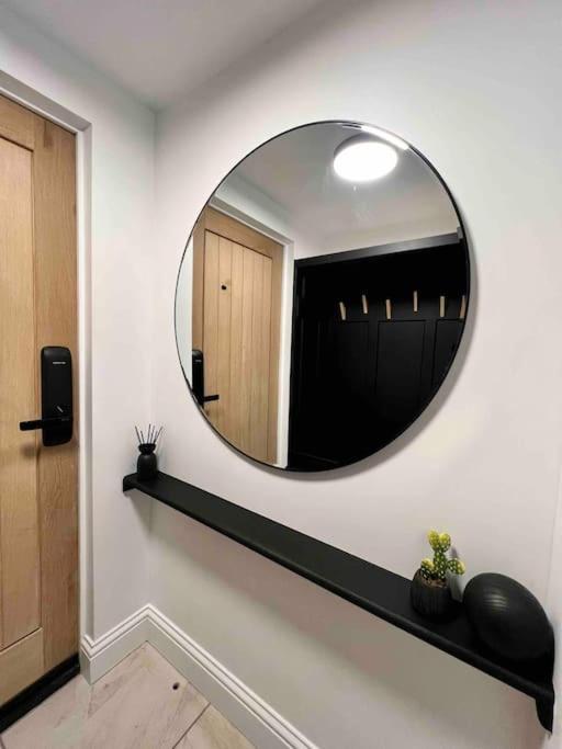 The Saddle Inn, Snetterton Circuit Apartment